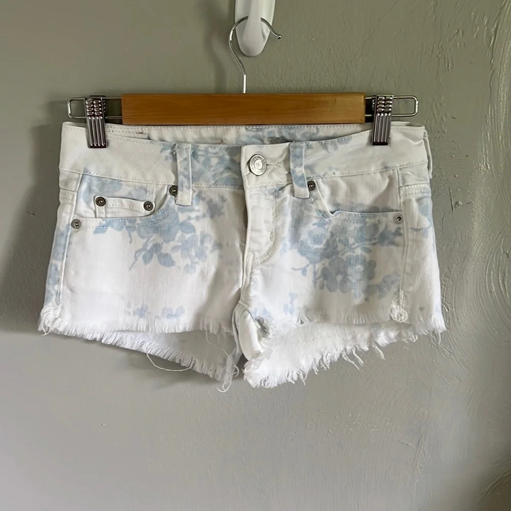 American Eagle Outfitters shorts